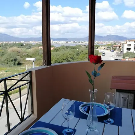 Moys Sea View Apartmán