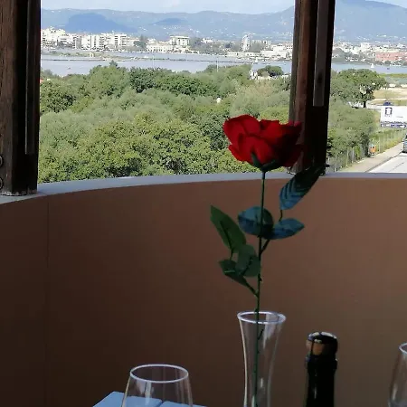 Moys Sea View Apartmán *