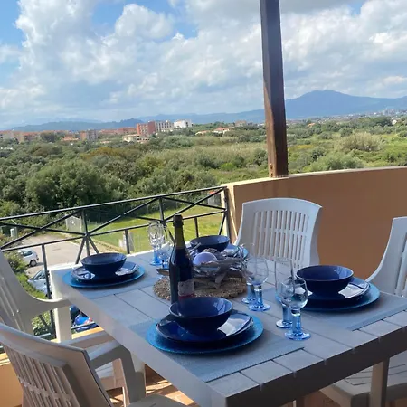 Moys Sea View Apartmán